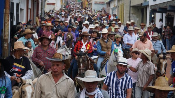 Más de 3 mil 500 caballistas de Barinas, Trujillo, Portuguesa y Táchira participaron de la Gran Cabalgata de Ferisol