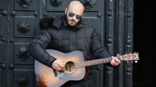 Hany Kauam ofrecerá un concierto inolvidable en La Casa del Artista para celebrar el mes de las madres