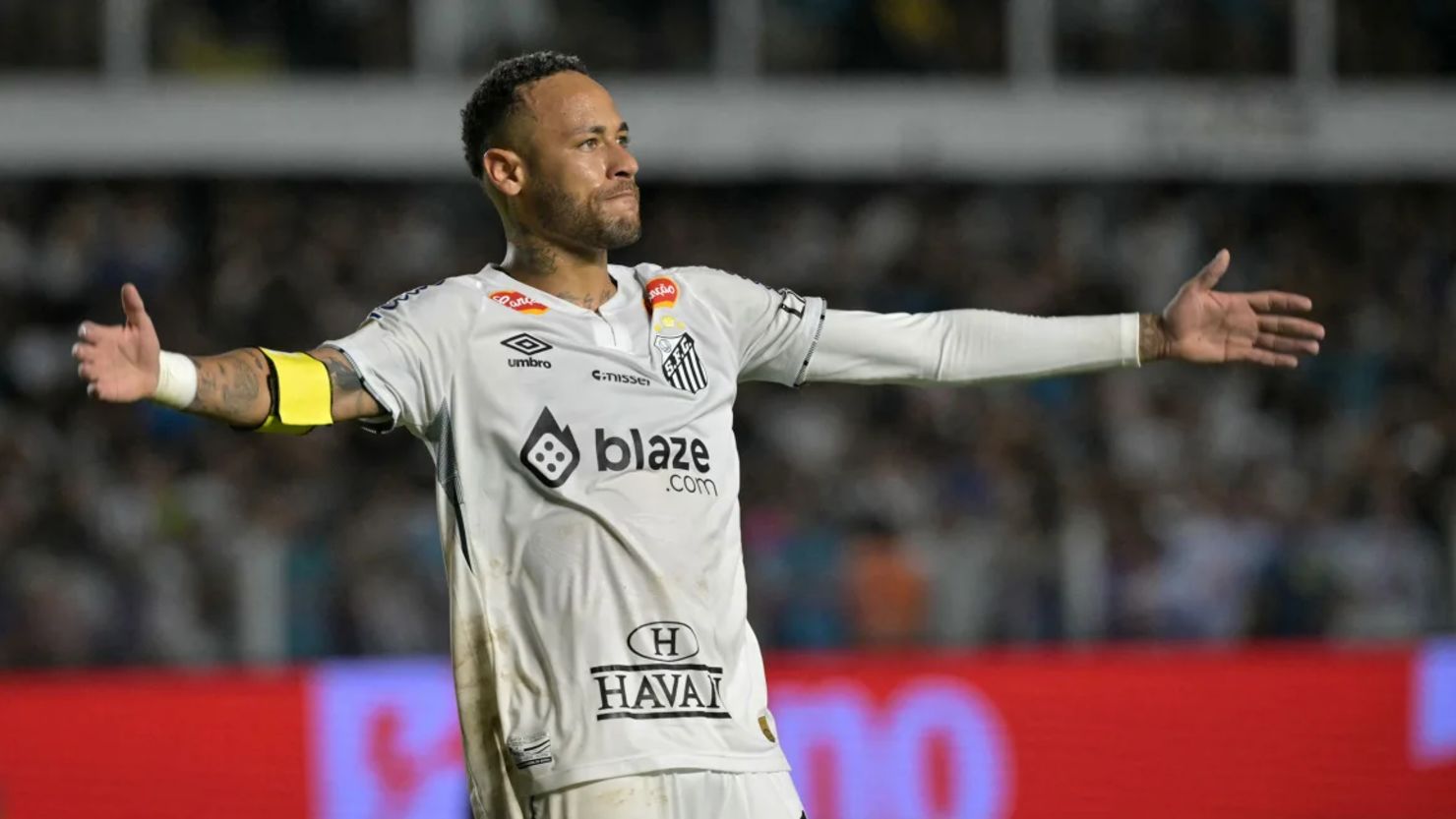 Neymar se quedó sin palabras tras debutar con el Santos en su regreso al fútbol brasileño