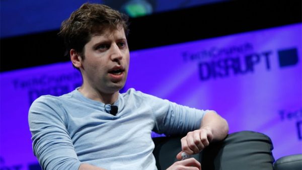 Sam Altman quien quiere reemplazar el iPhone por un dispositivo fabricado por una estrella de Apple