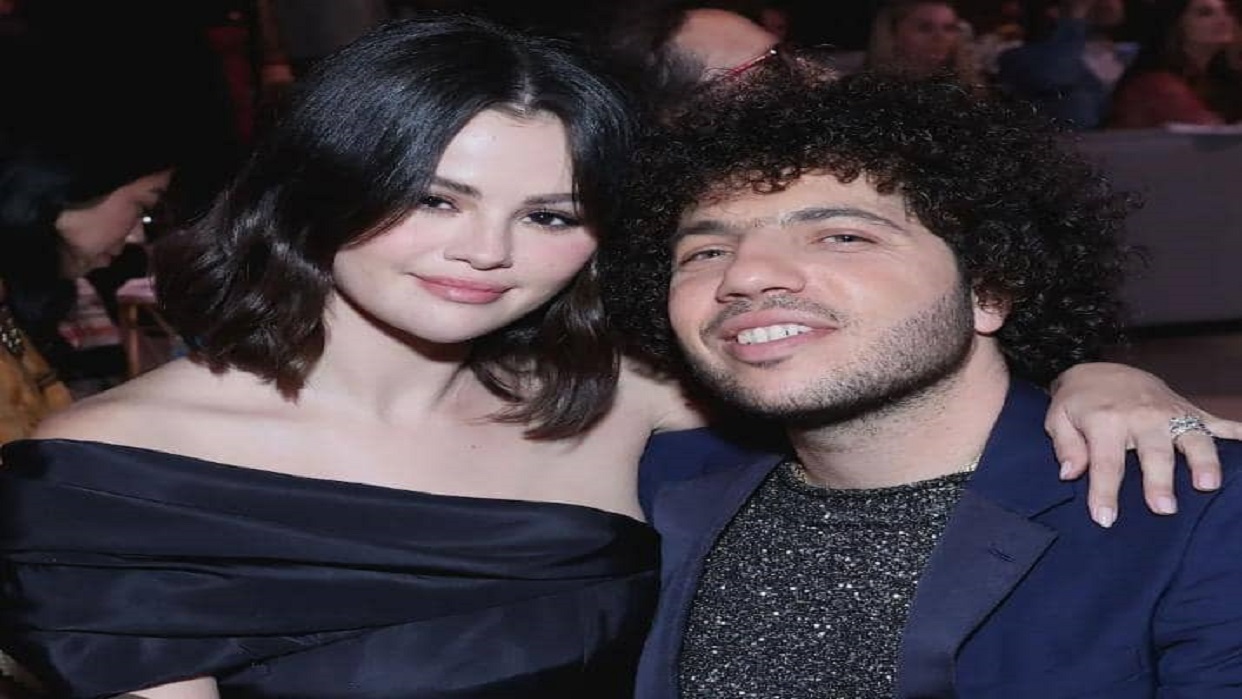 Selena Gómez anuncia álbum en colaboración con su pareja