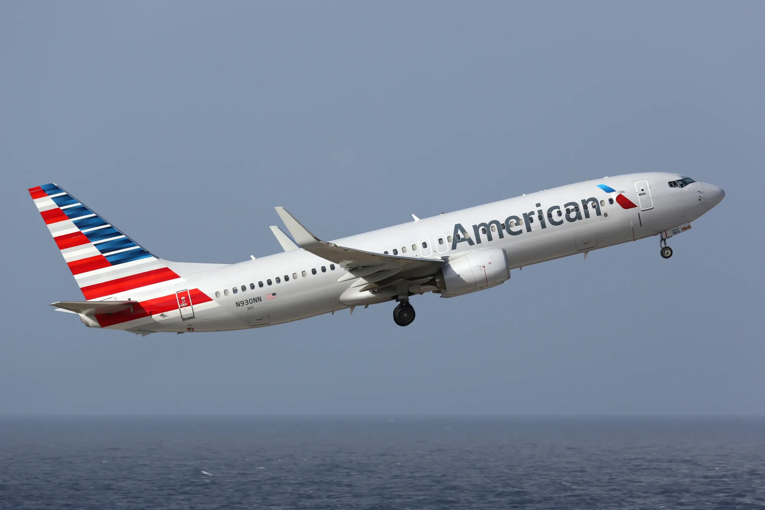 Desvían vuelo de American Airlines que iba a Nueva Delhi por amenazä de bömba; ahora se dirige a Roma