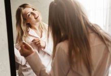 ¡Que no te llamen locô! Según la ciencia, hablar solo podría ser señal de inteligencia