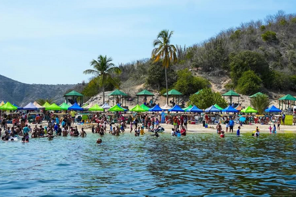 Parque Nacional Mochima uno de los destinos turísticos con más asistencia en estos Carnavales 2025 (+ Detalles)