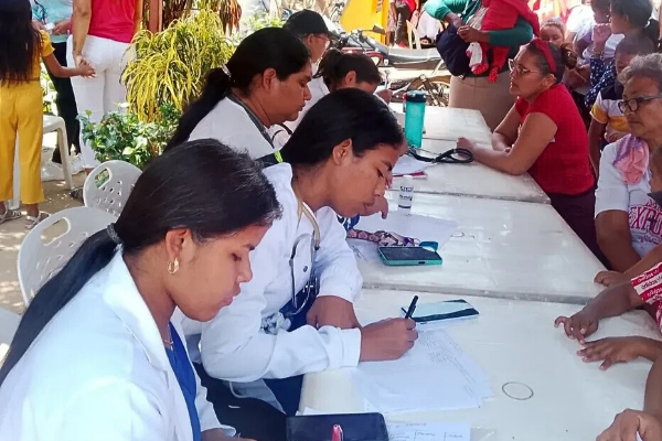 «Plan de Amor en Acción» atendió a más de 500 pacientes en San Rafael de Atamaica en Apure (+ Detalles)
