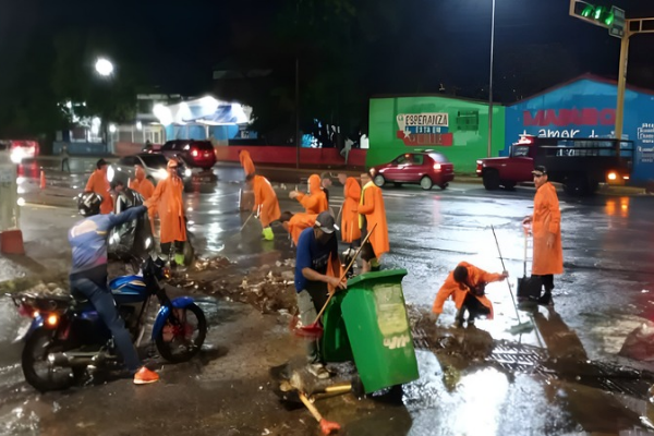 Gobernación de La Guaira se desplegó para atender las zonas afectâdas por las lluvias (+ Detalles)