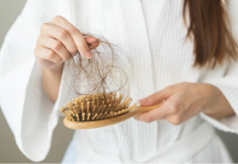 ¿Qué vitamina falta si se cae el cabello en exceso?: Sin esta vitamina, la fibra capilar puede volverse más frágil y fina por la falta de nutrientes