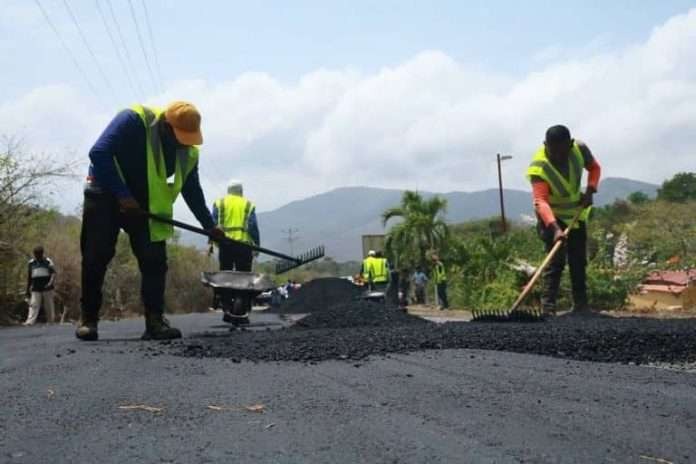 Rehabilitan carretera Cata – Ocumare en el marco del Plan Nacional de Asfaltado (+ Detalles)