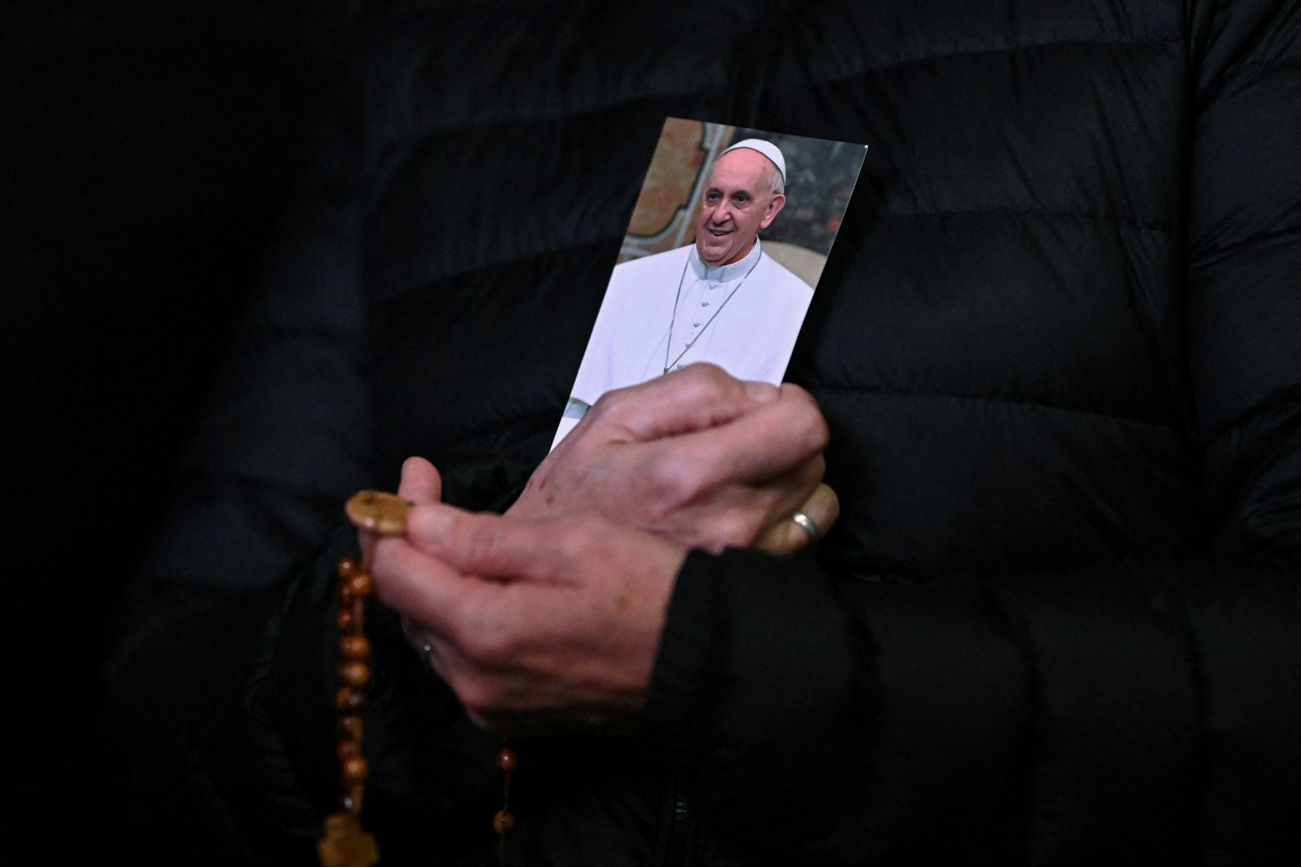 Vaticano: No hay boletín médico porque las condiciones clínicas del Papa Francisco siguen estables