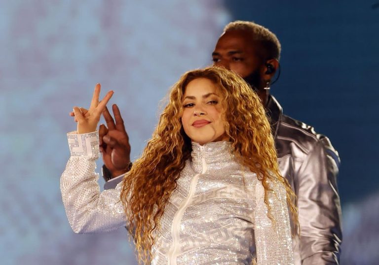 Shakira hace historia en México y añade 5 funciones nuevas en el país de su su gira “Las mujeres ya no lloran World Tour»