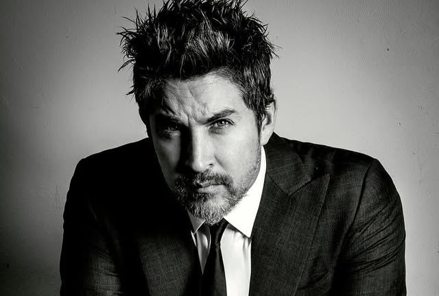 El actor mexicano Jonathan Islas se retira de las pantallas y expone sus motivos