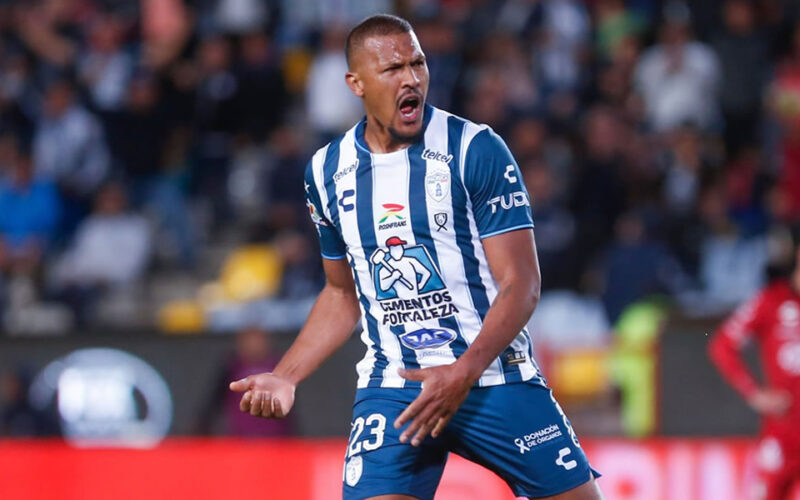 Salomón Rondón anotó doblete y llegará encendidö a la selección Vinotinto de cara al Mundial 2026