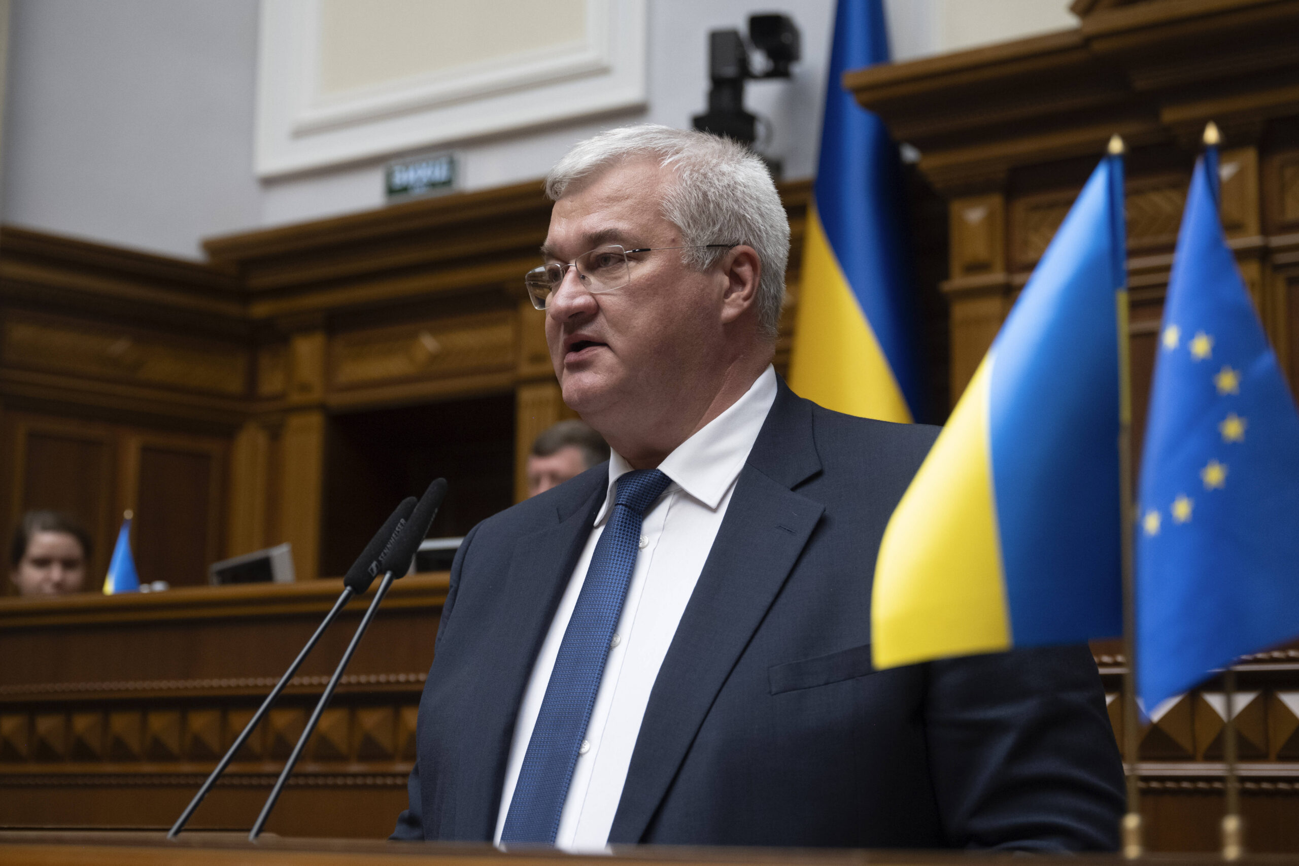 Ucrania asegura estar de acuerdo con acabar la güerrä con Rusia y solo espera la respuesta del Kremlin