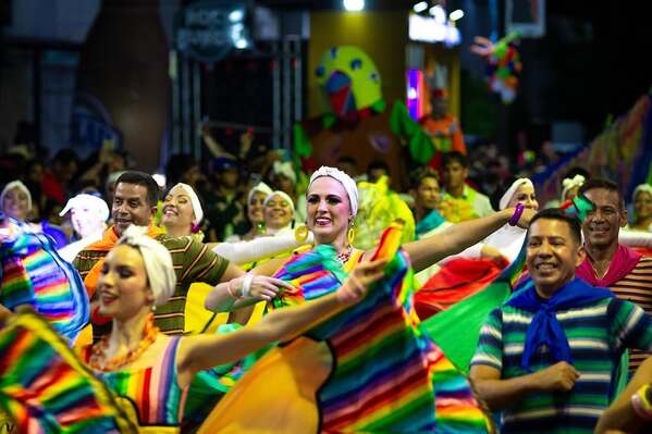 ¡Derroche de magia y color! Así se vivió en Maracaibo el Gran Desfile «Carnavales Viva Venezuela 2025»