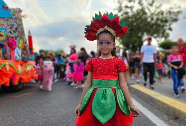 Alcaldía de Lechería celebró a los niños en fiesta de Carnaval 2025
