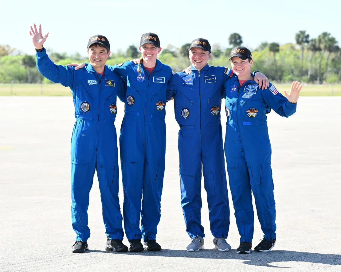 SpaceX renuncia a intento de lanzar misión de intercambio de tripulación que permitirá a dos astronautas volver a la Tierra