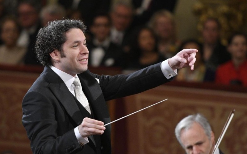 Gustavo Dudamel dirigirá su última temporada en la filarmónica de Los Ángeles