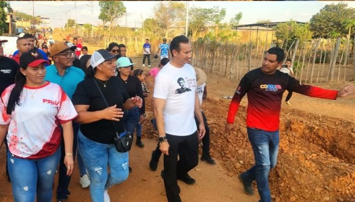 Inspeccionan proyecto comunitario de agua que beneficiará a más de 260 familias en Guárico