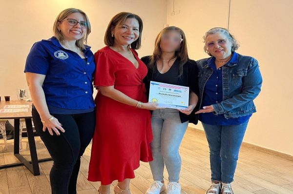 Programa «Soy Adolescente: Creciendo para Brillar» cierra con éxito su primera edición en Lechería