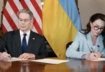 EE.UU. firma un histórico acuerdo con Ucrania para la explôtâción de minerales (+ Detalles)