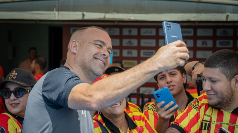 Rafael Dudamel deja sobre la mesa su intención de ser entrenador de otro club colombiano
