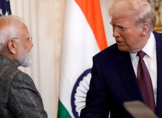 Gobierno de Trump insta a la India comprar más equipos militares estadounidenses