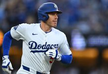 Freddie Freeman prëocupa a Los Dodgers por posible lësión en el tobillo derecho