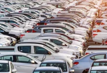 Gobierno colombiano aplaza medidas que afectarían importación de carros desde EE. UU.