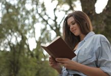 «Leer es encontrar apoyo, fuerza e inspiración en palabras que transforman», explica la psicología