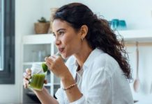 Batido de apio: el zumo rico en antioxidantes ideal para incluir en tu dieta (+ Detalles)