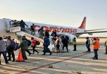 Este 4 de abril aterrizó en el país el tercer vuelo con 208 venezolanos repatriados desde Estados Unidos