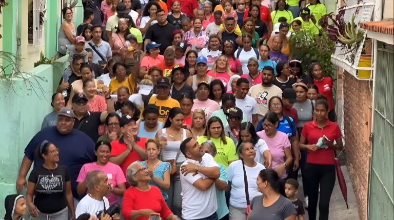 La Guaira arranca campaña electoral con grande movilización junto al Poder Popular Comunal (+ Fotos)
