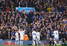 Leeds United sella su regreso a la Premier League con una goleada histórica
