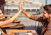 «Matrimonios lavanda»: el nuevo tipo de unión que se hace cada vez más popular entre la generación Z