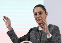 Sheinbaum descarta prohibición de narcõcørrîdõs tras distürbiös en Texcoco