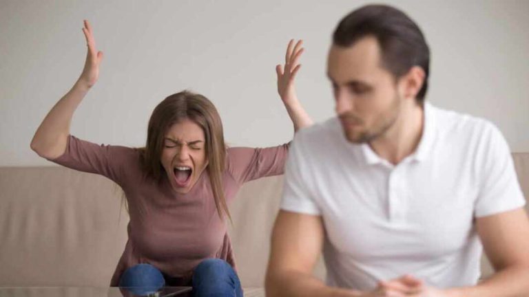 Estudios revelarían que una mujer mientras más inteligente es «peor le va en el amor»