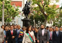 Diputados y autoridades locales conmemoran el 215 aniversario del primer grito de Independencia