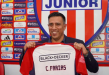 César Farías tiene al Junior de Barranquilla como líder de la liga colombiana