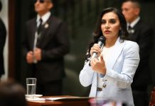 Vicepresidenta de Ecuador lleva su caso a la ONU y denuncia violäcïón de DD.HH.