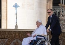 El papa Francisco podría impartir este domingo la bendición apostólica “Urbi et Orbi”