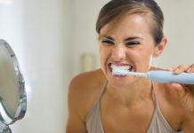 No cambiar el cepillo de dientes periódicamente podría causarte problemas en el corazón