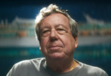 El millonario que lleva 25 años viviendo en un crucero sin pisar casi tierra firme