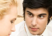 Qué significa que una persona no te aparte la mirada de encima, según la psicología (+ Detalles)