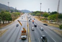 Autoridades de Carabobo inician rehabilitación del sistema de iluminación vial en la Autopista del Este (+ Fotos)