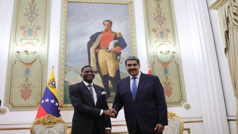 Venezuela libera aranceles a Grenada y activa mecanismos para impulsar el comercio caribeño