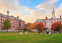 El Gobierno de Donald Trump planea recortar otros 1.000 millones de dólares la Universidad de Harvard