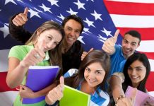 Donald Trump cede ante las Universidades en la batalla por cancelar los registros migratorios de estudiantes