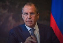 Canciller ruso llegó a Brasil para encuentro de los representantes de los BRICS en el país sudamericano