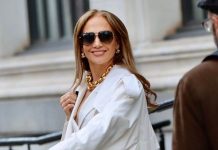 Jennifer Lopez brillará en una nueva comedia titulada «Office Romance» a estrenarse por Netflix