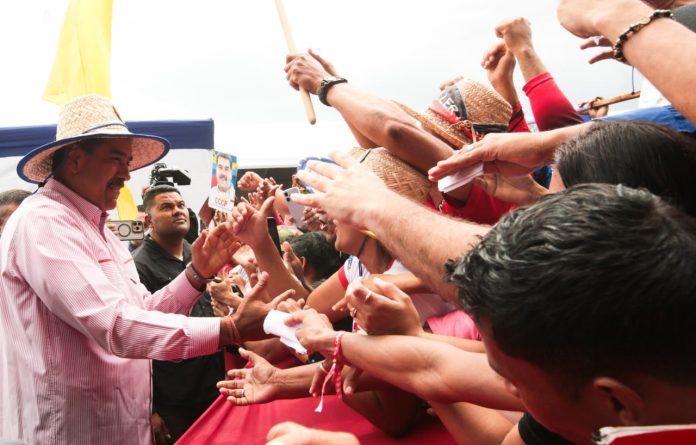 presidente-maduro-fue-recibido-por-campesinos-del-pais-en-portuguesa--foto-cortesia-54769
